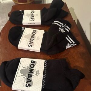 NWT - Bombas Black Socks - 3 Pack